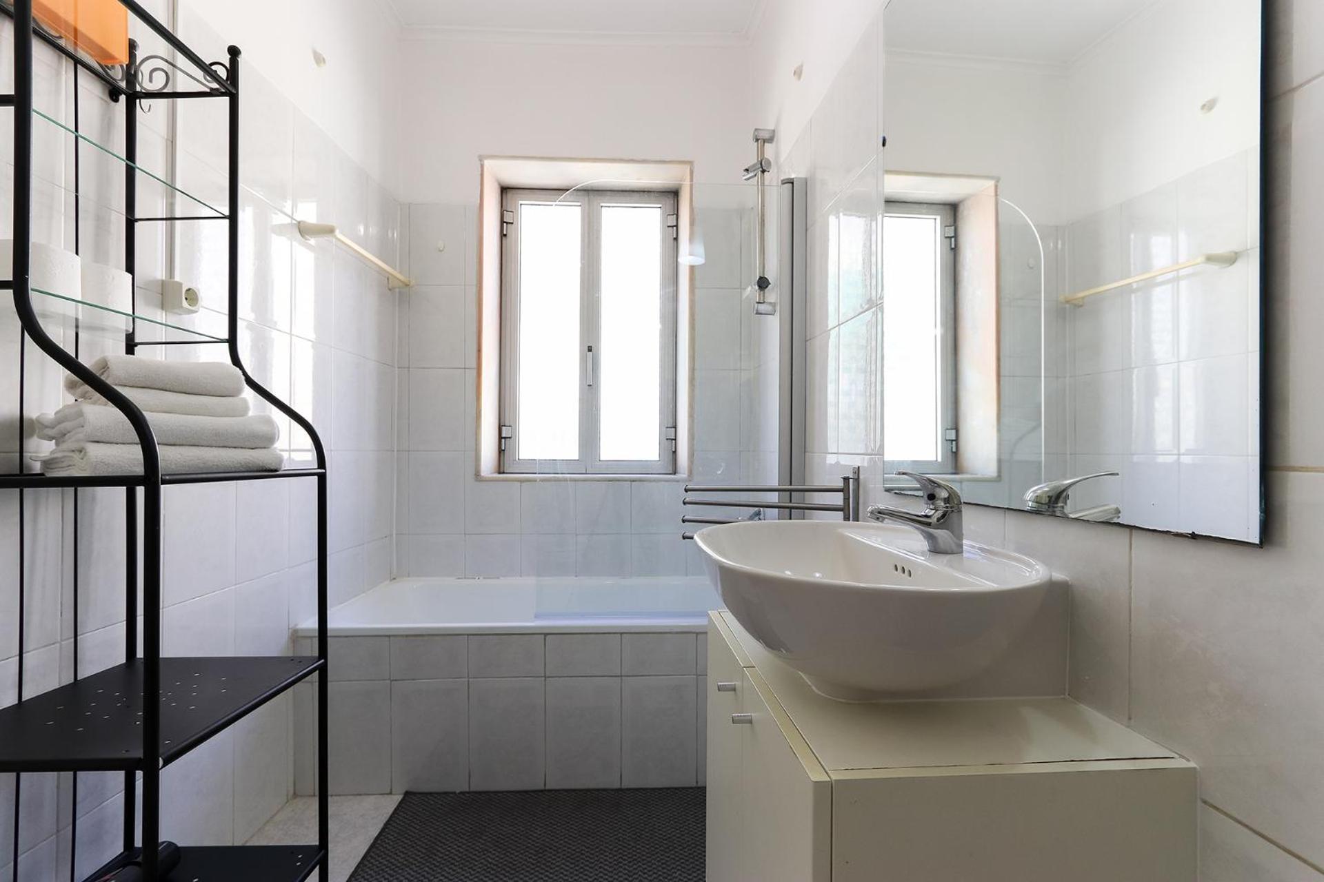 Cozy And Sunny Apartment - Anjos, Lisboa Dış mekan fotoğraf